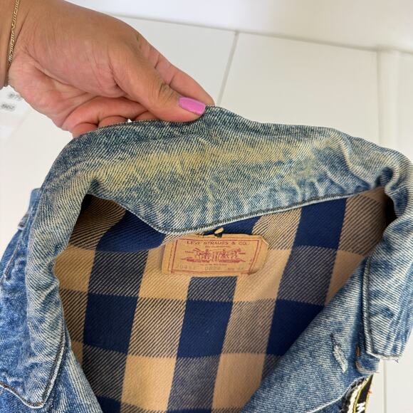 Vintage Levis 70411 Mens Lined Denim Trucker Jacker US Marine Corps Patch - 46 - Picture 12 of 14